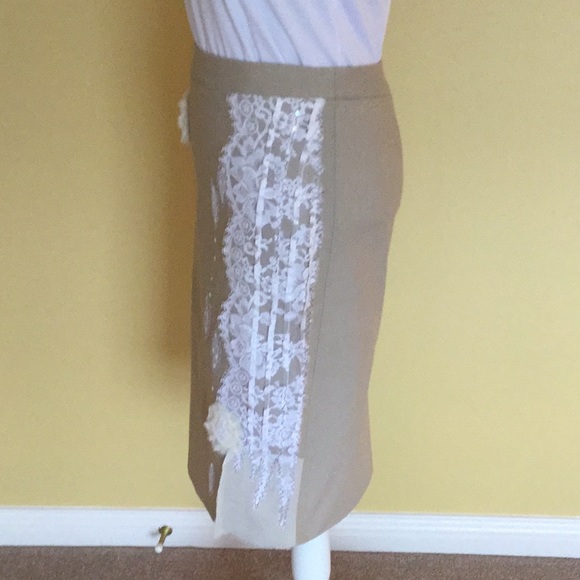 Skirt - Picture 2 of 3